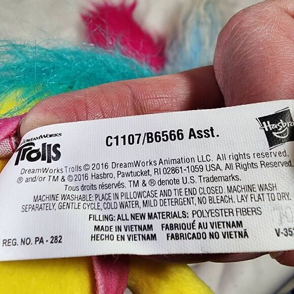 Hasbro Girls Trolls Dreamworks Plushy Dolls Bundle - Picture 5 of 7